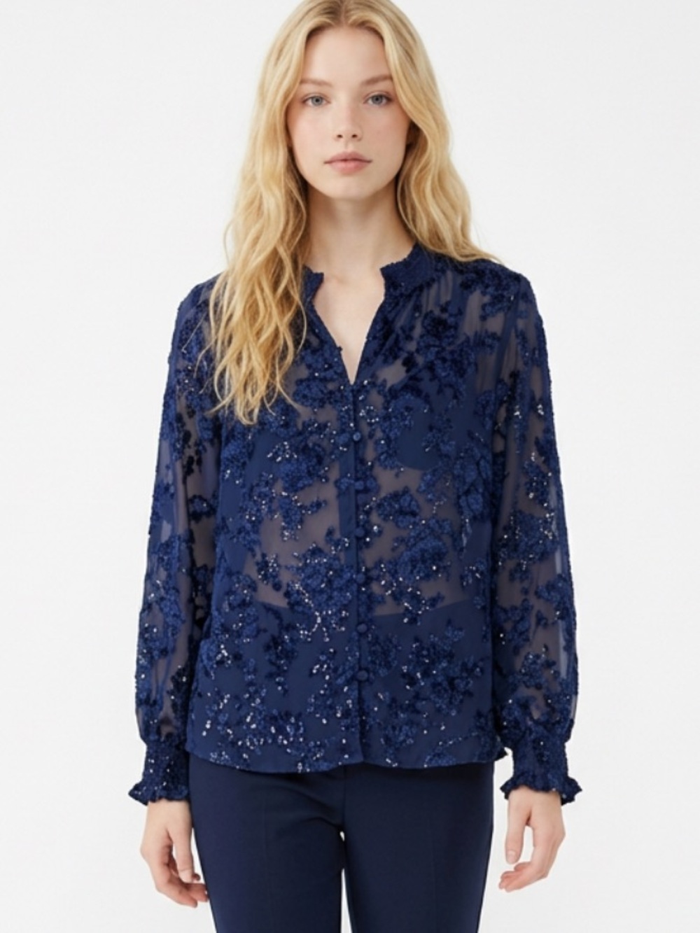 CHICO’S MIDNIGHT BLUE blouse features an all-over floral velvet burnout pattern